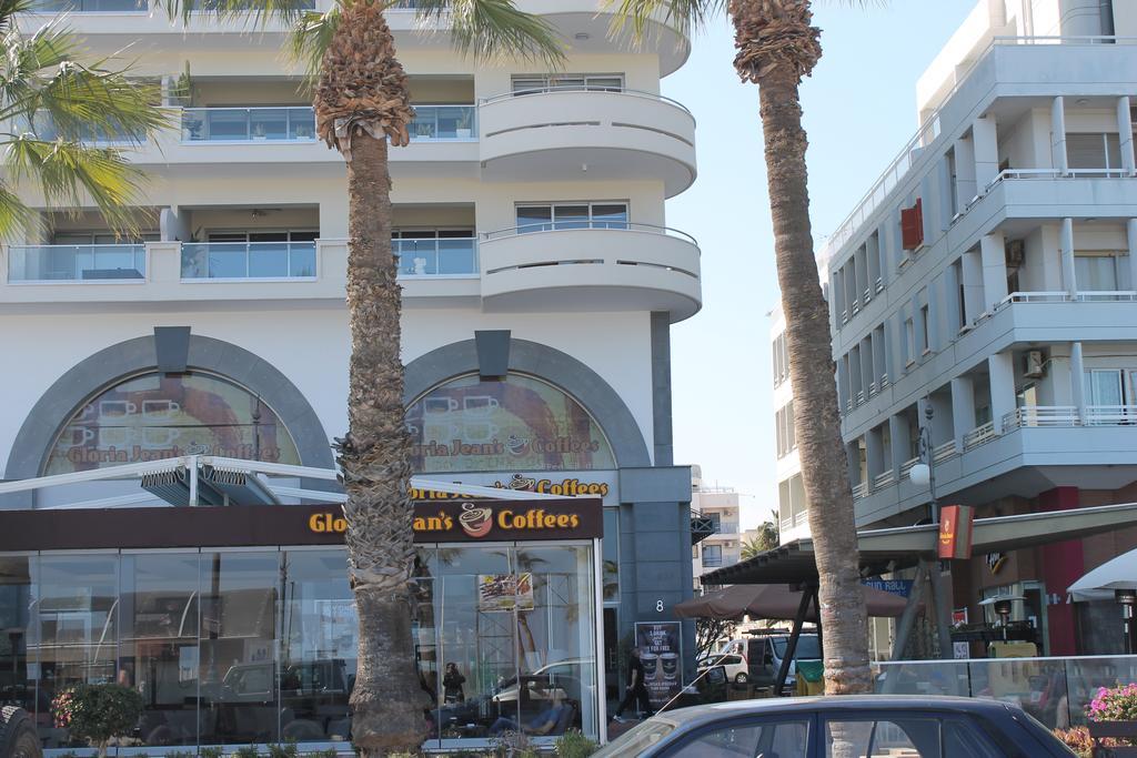 Mama Seaside Apartment Larnaca Dış mekan fotoğraf