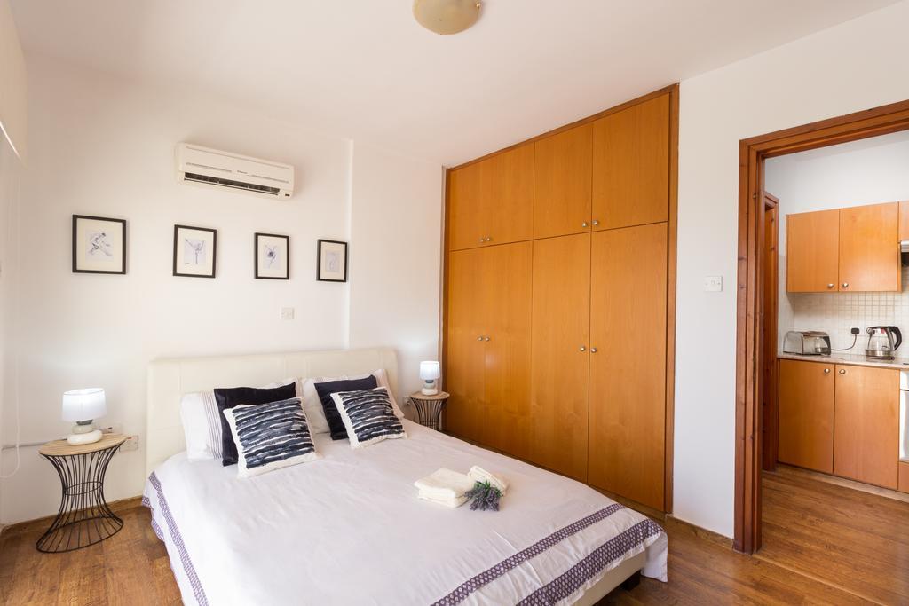 Mama Seaside Apartment Larnaca Dış mekan fotoğraf