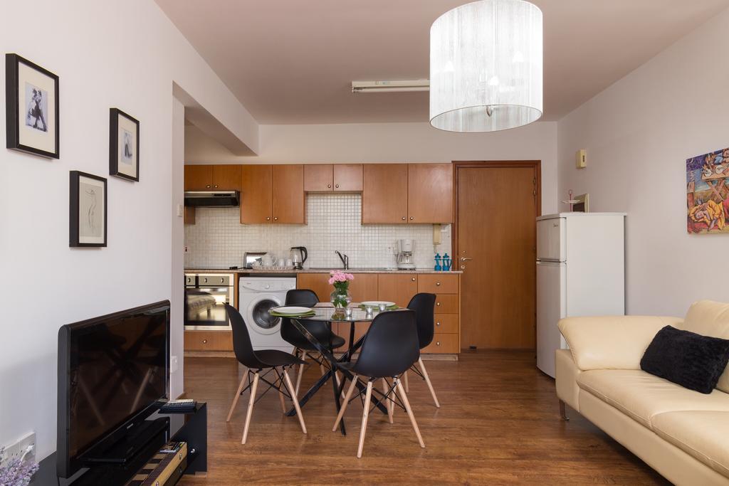 Mama Seaside Apartment Larnaca Dış mekan fotoğraf